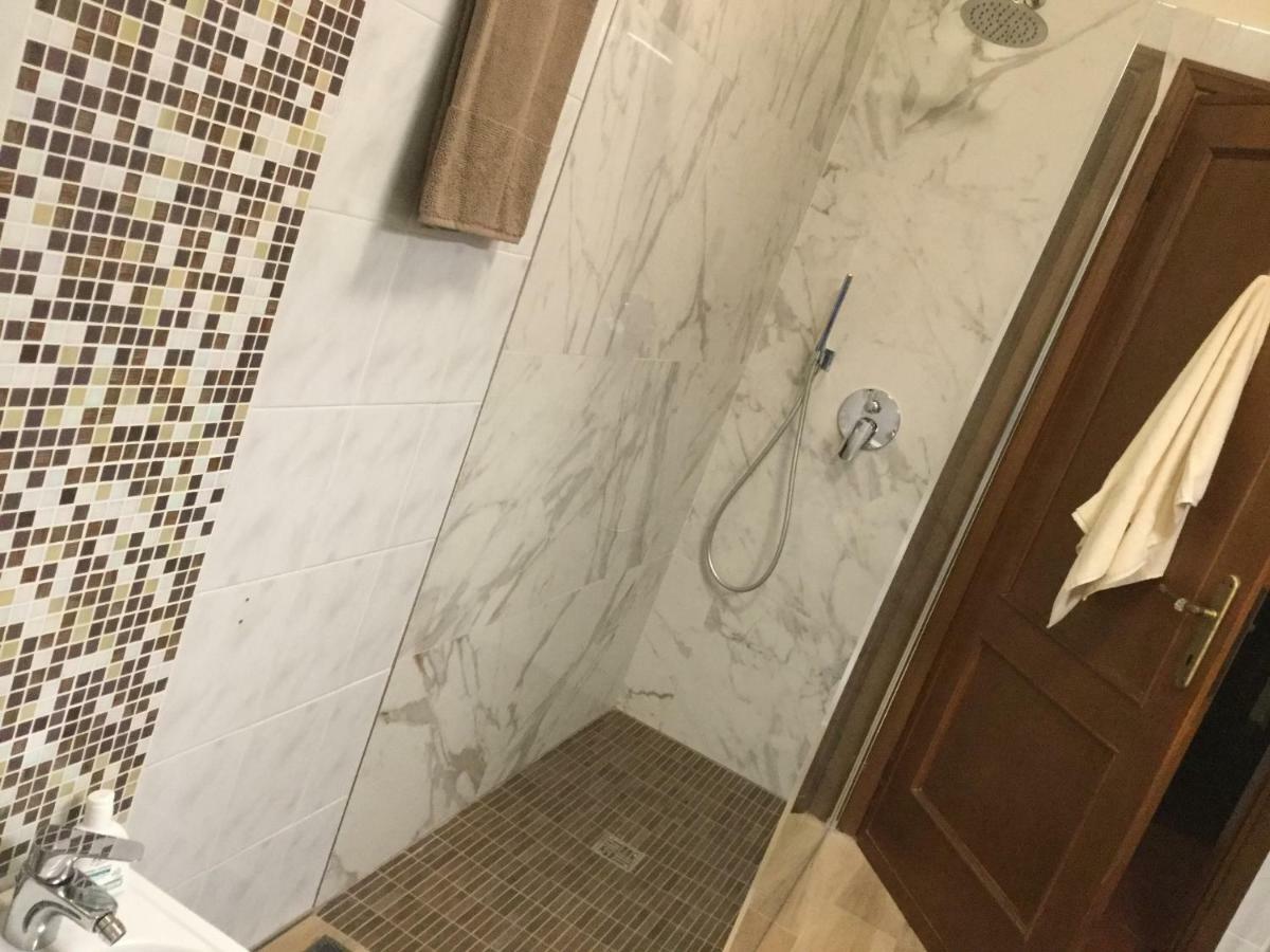 סאן ג'יוליאנו טרמה Sabry Apartment מראה חיצוני תמונה